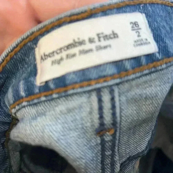 ABERCROMBIE High Rise Mom Short SIZE 26 - Picture 5 of 11